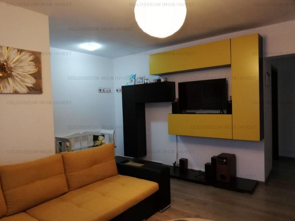 Apartament 3 camere -zona Sanpetru