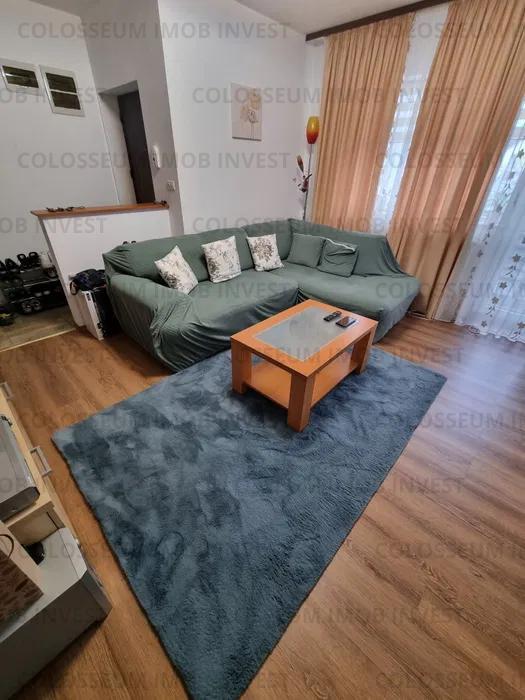 Apartament 3 camere semidecomandat - zona Sanpetru