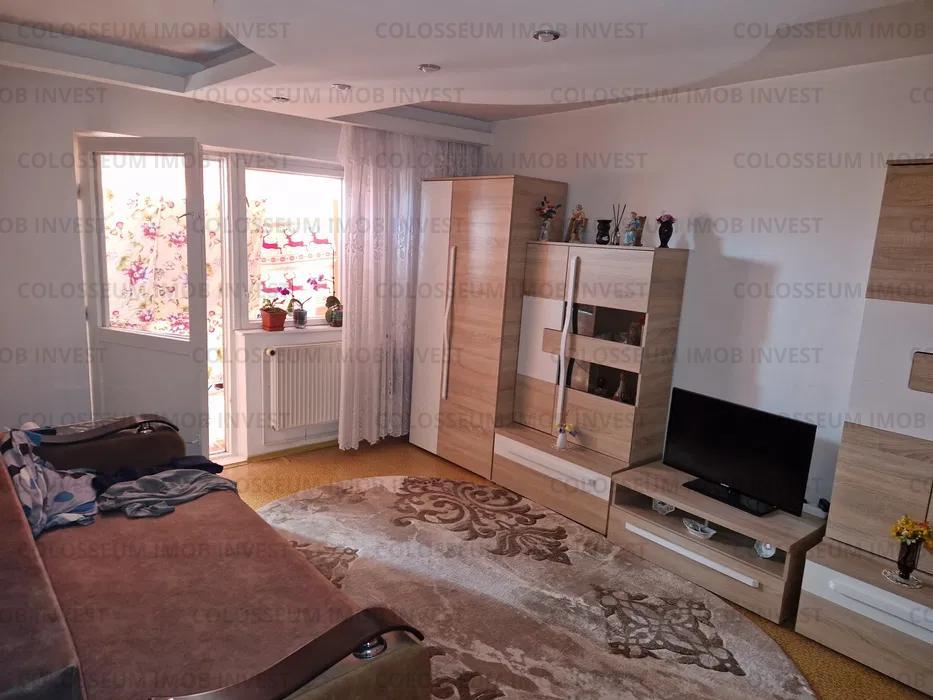 Apartament 2 camere, decomandat - zona Tractorul