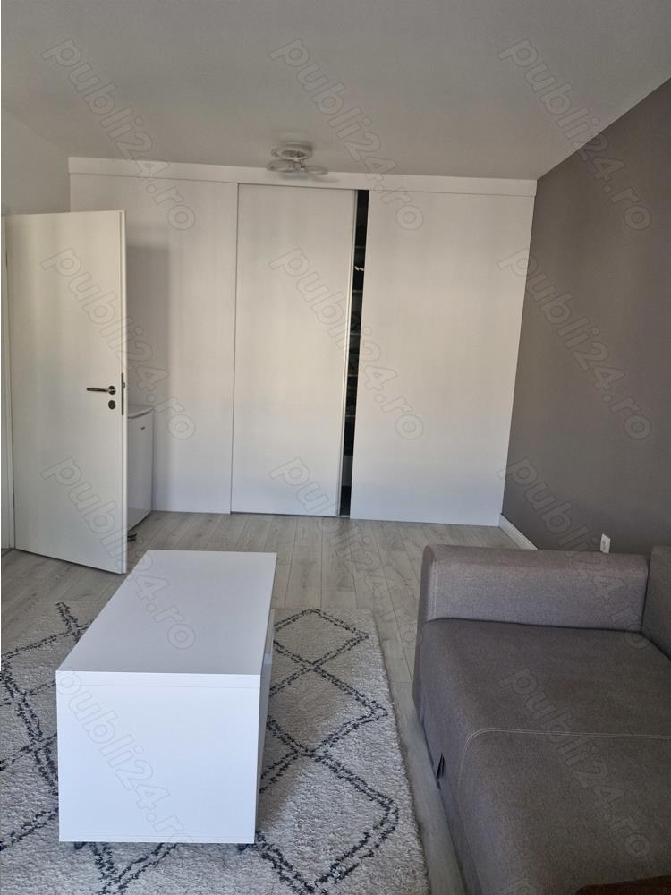 Apartament 2 camere, decomandat - zona Avantgarden