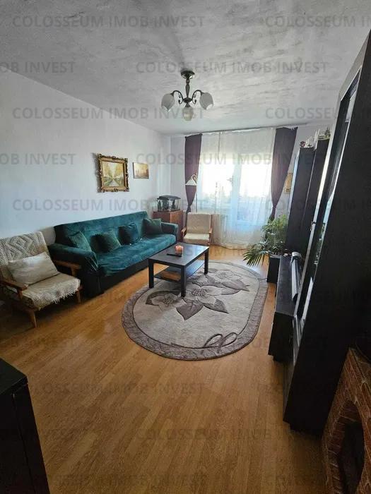 Apartament 3 camere decomandat -zona Tractorul 2bai