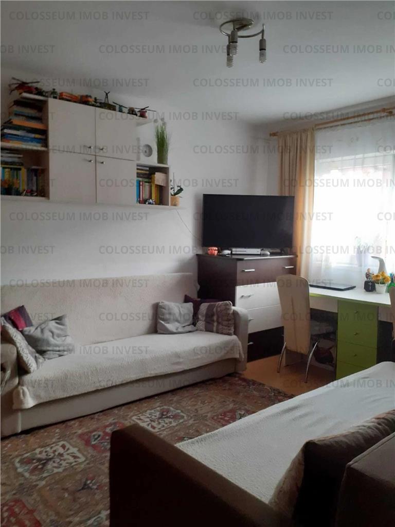 Apartament cu 2 camere, decomandat-Cartier Racadau