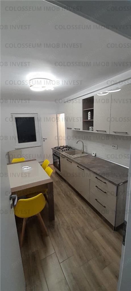 Apartament cu 3 camere, decomandat - zona Racadau