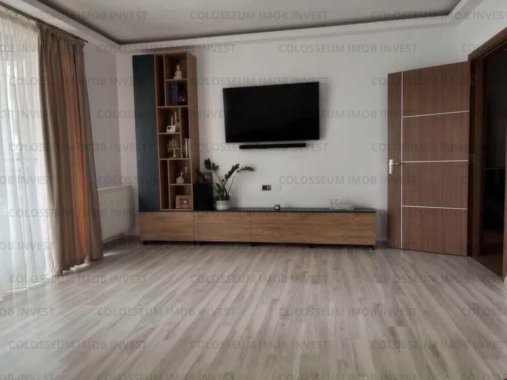 Apartament cu 3 camere, decomandat - zona Tractorul